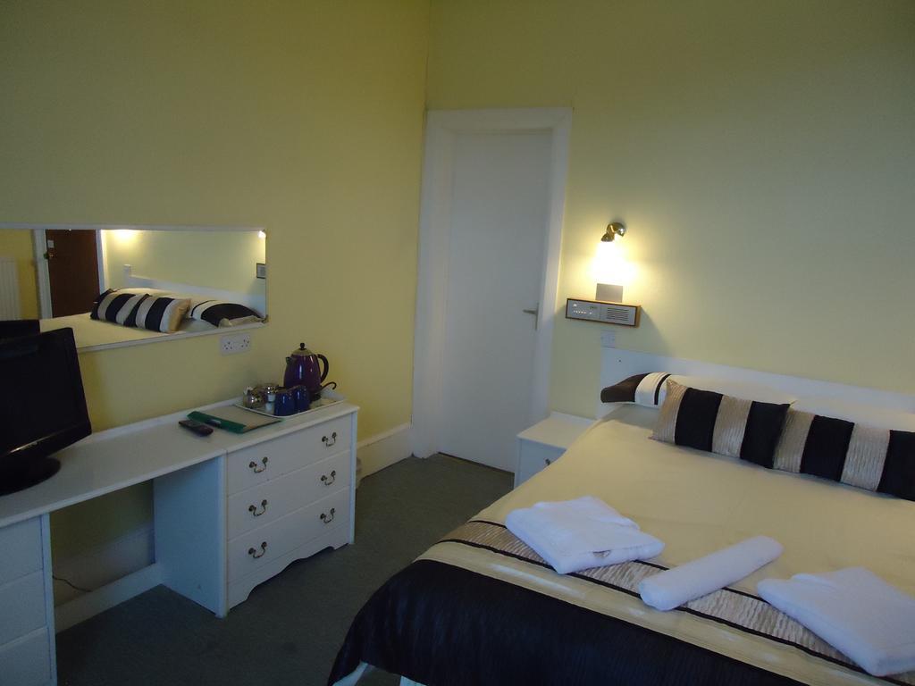 Abbey Court Hotel Torquay Szoba fotó