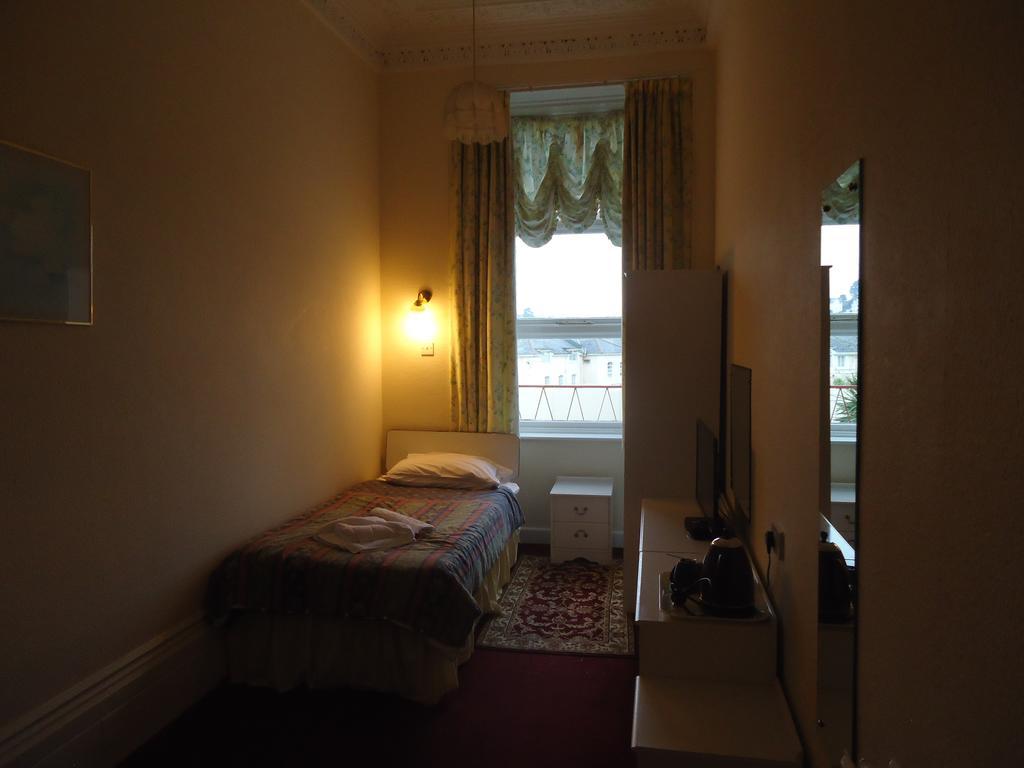 Abbey Court Hotel Torquay Szoba fotó